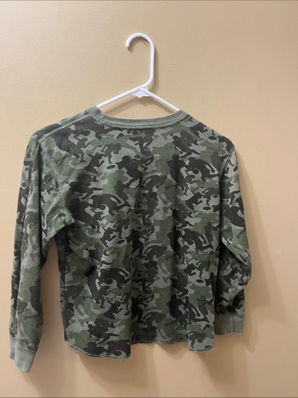 GAP Green and Black Camo Sports Long Sleeve Tee